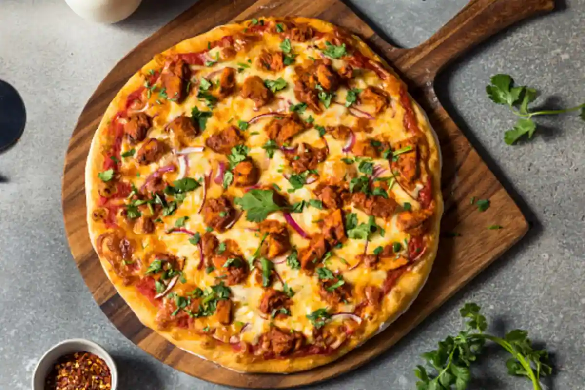 Chiken Tikka Pizza